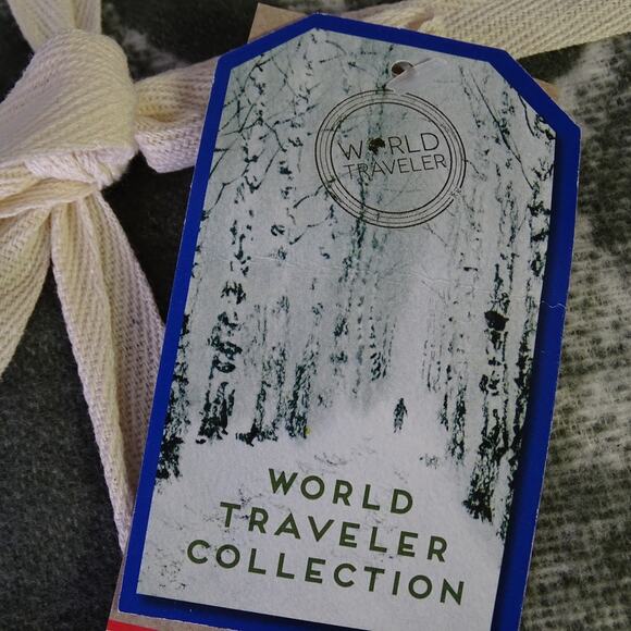 David Fussenegger Harvest Green Stag Throw - Picture 3 of 4